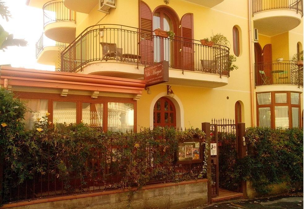 Villa Marysa Studio Apartment Giardini-Naxos Exterior foto