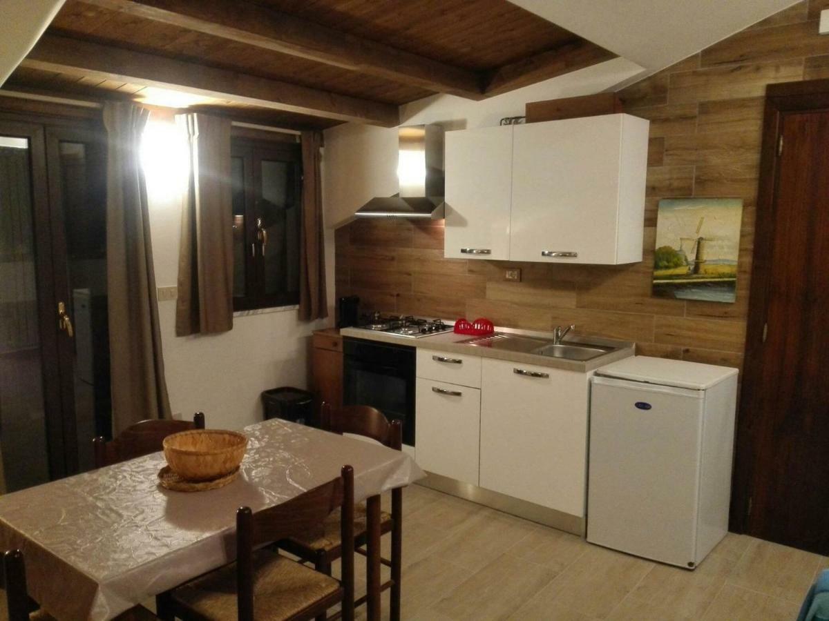Villa Marysa Studio Apartment Giardini-Naxos Exterior foto